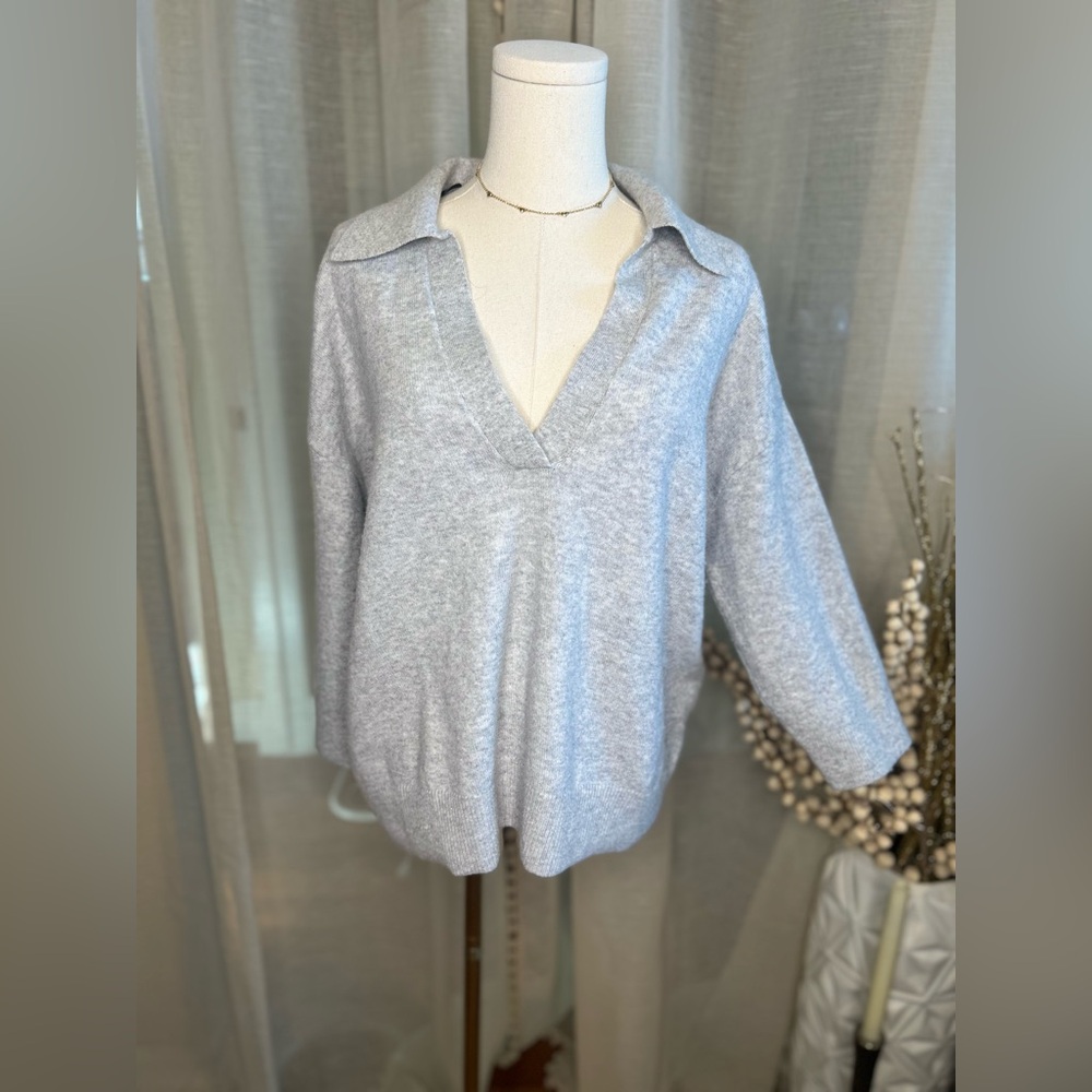 H&M Grey Collared V Neck quarter wool sweater Medium